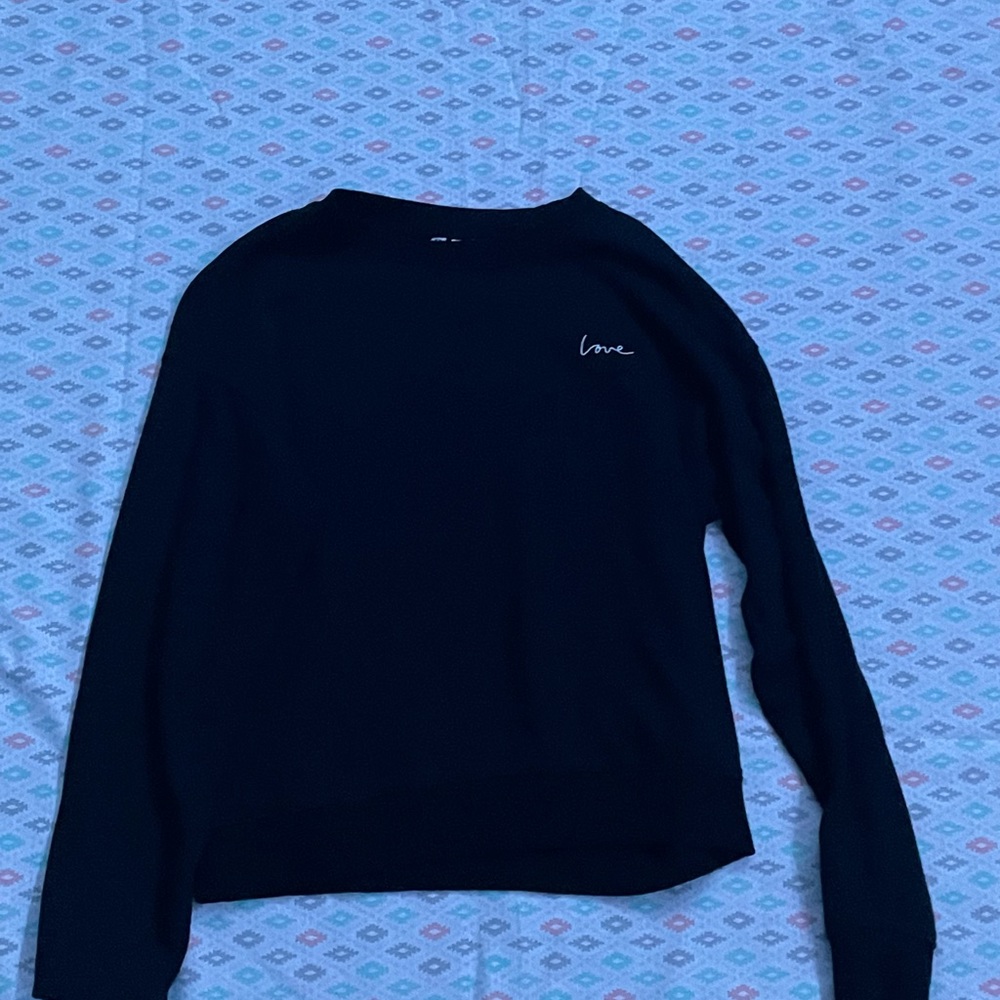 H&M Black Crewneck!
